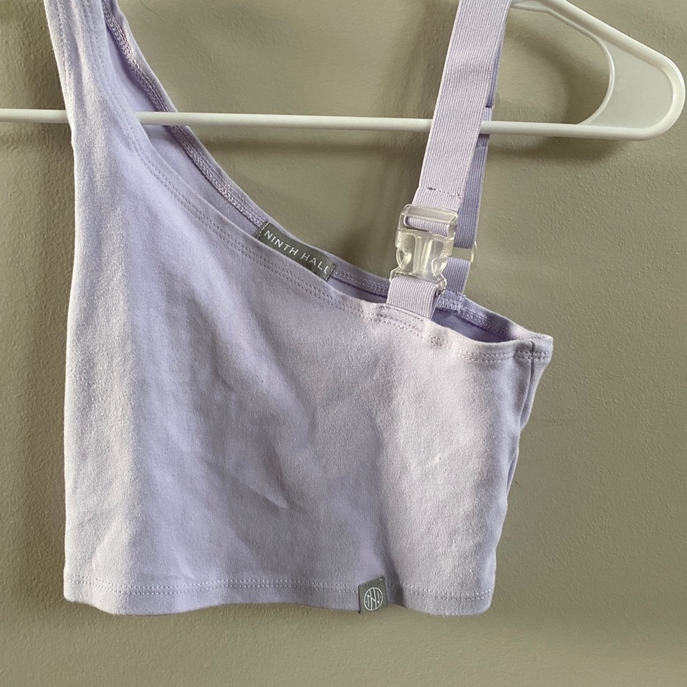 buckle crop top from zumiez